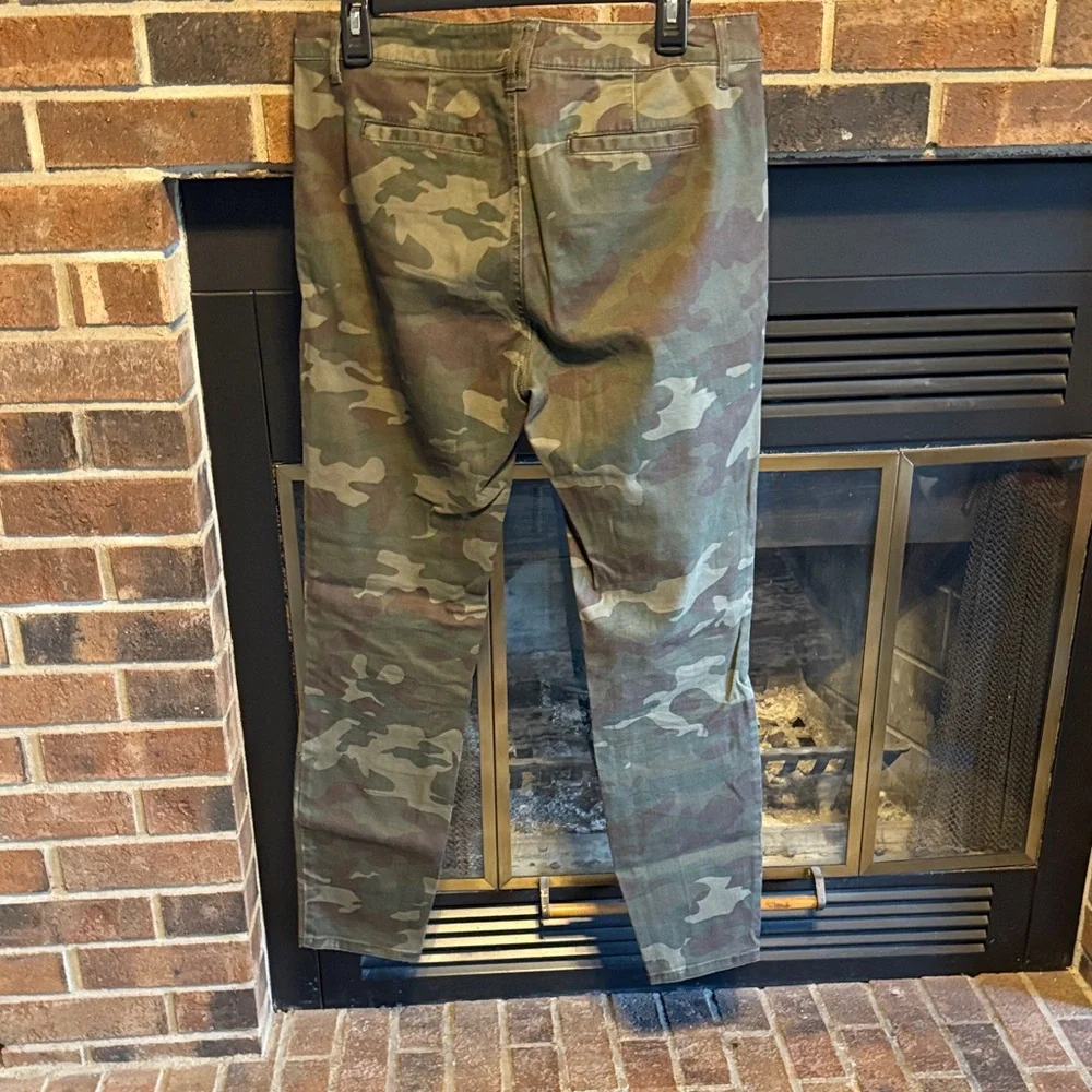 EUC Sanctuary Olive Cargo Pants - Picture 4 of 4